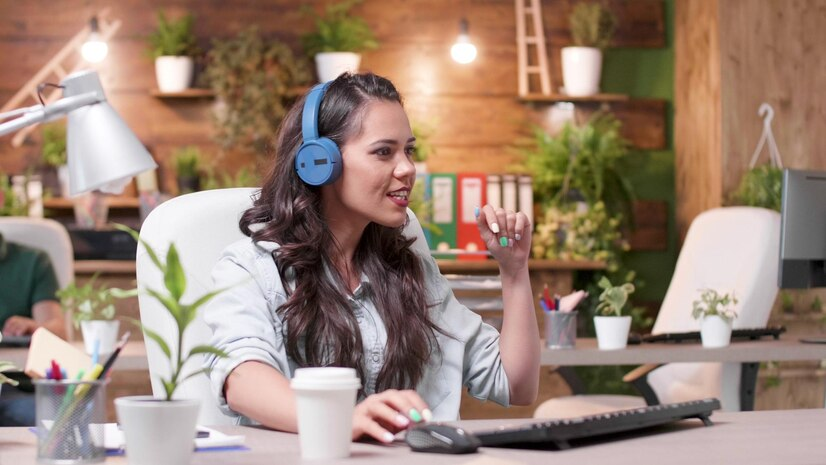 How Inbound Call Centers are Transforming Customer Experience in 2025