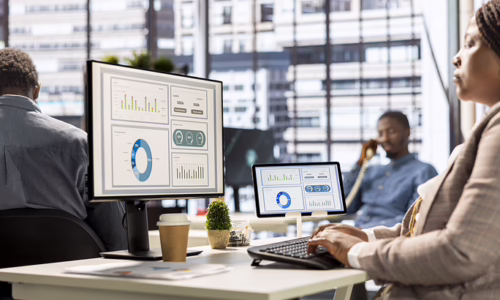 How customer service software helps businesses automate support and improve response times