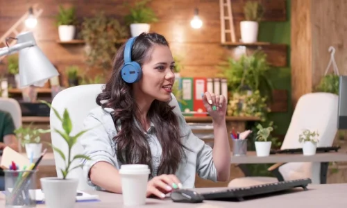 How Inbound Call Centers are Transforming Customer Experience in 2025